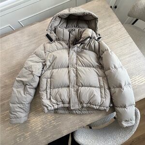 Aritzia Super Puff Shorty Jacket TAUPE